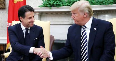 Stire din Actualitate : Donald Trump l-a felicitat  pe premierul italian Giuseppe Conte pentru măsurile antiimigrație