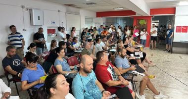 Stire din Social : Mobilizare fabuloasă: Sute de români au luat cu asalt centrele de donare sanguină după tragedia de la Crevedia