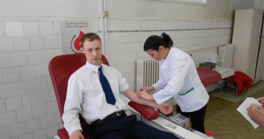 Stire din Sănătate : Campania care salvează mii de vieți continuă. Donare de sânge la Negru Vodă