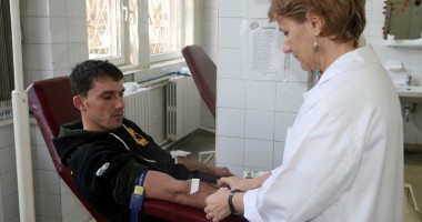 Stire din Sănătate : Situația donării de sânge s-a îmbunătățit în 2013
