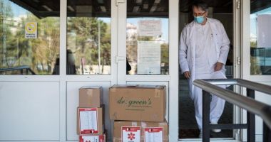 Angajații Teatrului de Stat sprijină personalul medical - 2