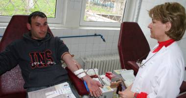 Stire din Sănătate : Donatorii de sânge, așteptați la o acțiune  la Comana