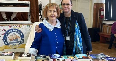 Fostă directoare, scriitoarea Dora Romanescu s-a întâlnit cu liceenii de la ”Callatis”