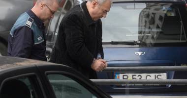 Stire din Politică-Administrație : Dosarul ANRP. Dorin Cocoș a recunoscut acuzațiile care i se aduc