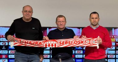 Stire din Sport : Dorinel Munteanu a fost instalat pe banca echipei Sepsi Sfîntu Gheorghe
