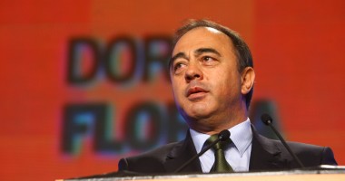 Stire din Politică-Administrație : ,,Regionalizarea este fâsâită, ca și Roșia Montană, ca și CFR sau Oltchim"