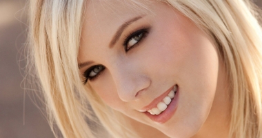 Dorința unei blonde