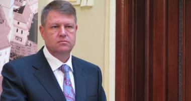 Stire din Politică-Administrație : Dosarul de incompatibilitate  al lui Iohannis, judecat pe 14 ianuarie