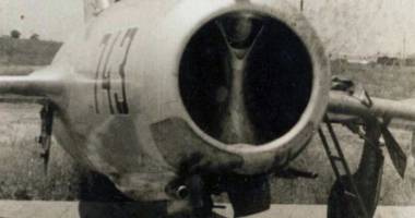 Dublă catastrofă: două avioane înfipte  în malul Dunării, la Cernavodă - 4