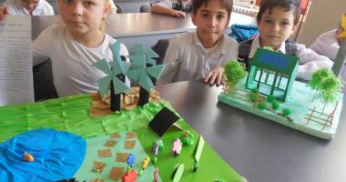 Două clase, 50 de elevi și premii în valoare  de 12.000 de lei, la Școala nr. 29 din Constanța - 7