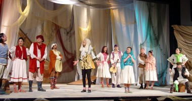 Stire din Cultură-Educație : Două comedii bune pe scena Teatrului de Stat