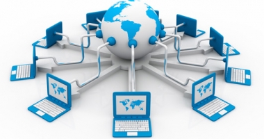 Două treimi din gospodăriile românești sunt conectate la internet