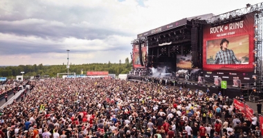 Stire din Cultură-Educație : Festivalul de muzică "Rock am Ring" va fi reluat
