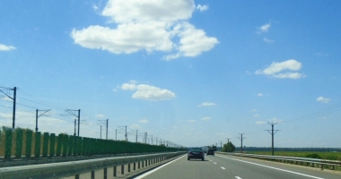 Stire din Eveniment : ATENȚIE, ȘOFERI! LUCRĂRI DE ASFALTARE PE AUTOSTRADA SOARELUI PE SENSUL SPRE MARE