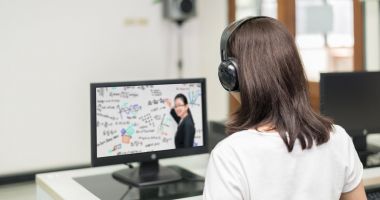 Platformă online pentru pregătirea examenului de Bacalaureat