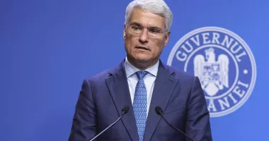 Stire din Politică-Administrație : Ministrul Dragoș Pîslaru: „Sunt șanse minime pentru recuperarea banilor din PNRR după amânarea CCR”