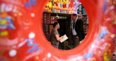 Stire din Eveniment : ANPC, amenzi de aproape 110.000 de euro după controale în Dragonul Roşu