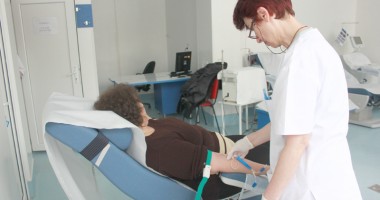 Stire din Sănătate : Eforturi supraomenești, la Centrul de Transfuzii Constanța
