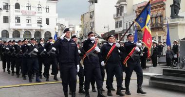 Stire din Social : Drapelul Național, omagiat de jandarmii constănțeni