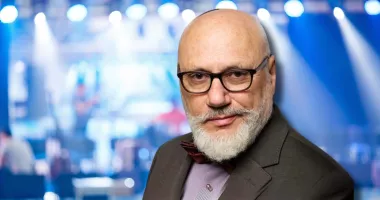 Stire din Eveniment : Percheziții la doctorul Cristian Andrei, acuzat că a agresat sexual foste cliente