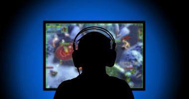 Stire din Actualitate : Copiii, șantajați online să ucidă pentru bani. Mafia îi racolează din chat-urile de jocuri video