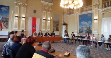 Astăzi, se discută dreptul la vot al elevilor