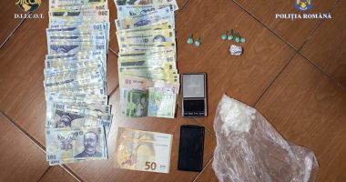 Trei traficanți de droguri de mare risc, reținuți de DIICOT! Vindeau substanțele interzise pe litoral - 3