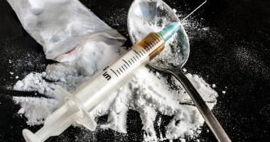 Stire din Sănătate : Drogurile injectabile cresc rata mortalității în rândul bolnavilor cu HIV/SIDA