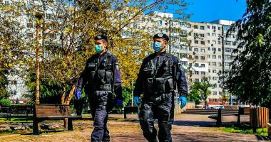 Stire din Eveniment : Prins cu etnobotanicele în buzunar. Voia să se ascundă… să se "relaxeze"!
