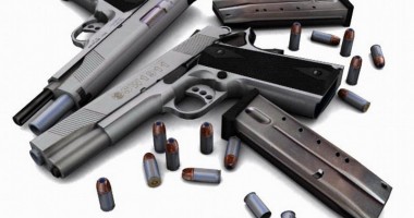 Stire din Eveniment : Afaceri profitabile cu arme și droguri