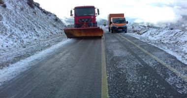 Stire din Eveniment : Ați echipat mașina pentru iarnă? Atenționare de la drumari