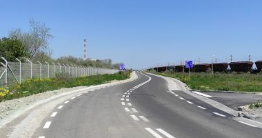 Stire din Economie : Drumul dintre porțile nr. 7 și nr. 9 ale portului Constanța a fost modernizat