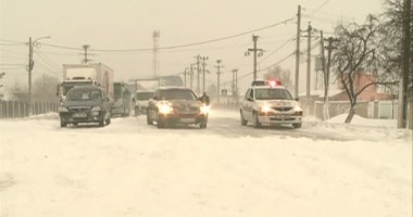Stire din Eveniment : Autostrada A2 și încă nouă drumuri naționale rămân închise. Vezi lista completă a drumurilor cu restricții
