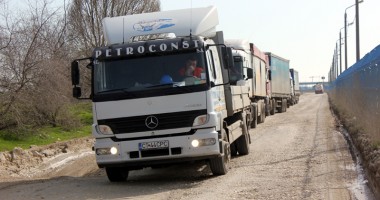 Traficul auto de mărfuri spre portul Constanța e în pericol de blocaj total! - 4