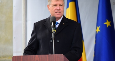 Galerie foto / IOHANNIS DESCHIDE ANUL UNIVERSITAR, LA CONSTANȚA. TRAFICUL ÎN ORAȘ, PARALIZAT - 14