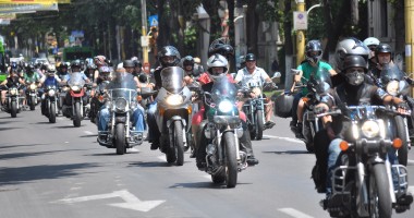 GALERIE FOTO / Paradă de motocicliști la Constanța, în frunte cu polițiștii rutieri - 3