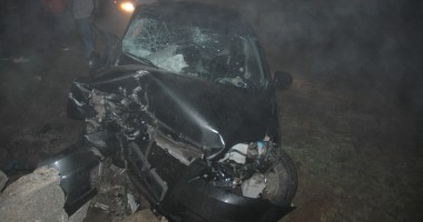 Galerie FOTO. Accident rutier grav. Soț și soție, în comă - 4