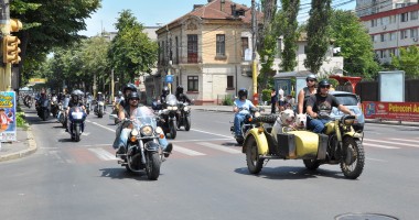GALERIE FOTO / Paradă de motocicliști la Constanța, în frunte cu polițiștii rutieri - 4