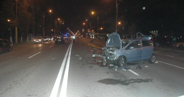 Galerie FOTO și VIDEO. Accident rutier spectaculos în stațiunea Mamaia. Patru mașini au fost avariate. Cinci persoane, la spital - 9
