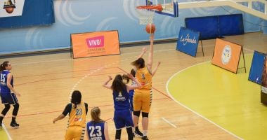GALERIE FOTO / Succes lejer pentru CS Phoenix, astăzi, în Sala Sporturilor - 7