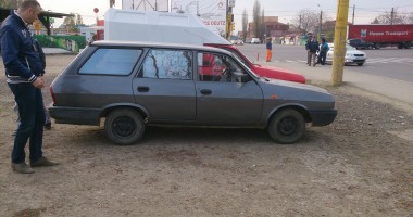 Stire din Eveniment : Galerie Foto - ACCIDENT RUTIER în Cumpăna. Șoferul A FUGIT de la locul faptei - UPDATE
