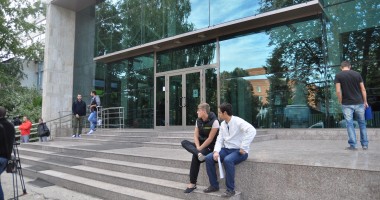 Galerie FOTO. Descindere DNA la UMC! Profesori și elevi, suspectați de luare și dare de mită! - UPDATE - 5
