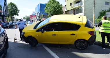 Galerie foto. GRAV ACCIDENT RUTIER PE BULEVARDUL MAMAIA. TREI MAȘINI, FĂCUTE PRAF! - 9
