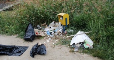 GALERIE FOTO: Cât gunoi a fost strâns de pe plajele din Constanța - 5