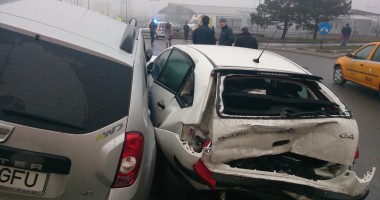 GALERIE FOTO / ACCIDENT GRAV la intrarea în CONSTANȚA. O mașină arsă complet, alte trei distruse - UPDATE - 10