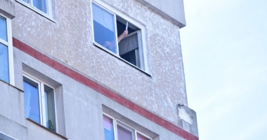 "VĂ OMOR PE TOȚI!" Un constănțean amenință lumea cu cuțitul / Galerie foto - 6