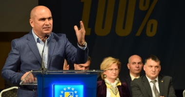 PNL Constanța și-a lansat oficial candidații la parlamentare. "Venim cu 100% oameni noi și cu o propunere de premier, Dacian Cioloș, 100% profesionist" - 6