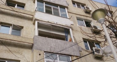 Stire din Eveniment : EXPLOZIE ÎNTR-UN APARTAMENT DIN CONSTANȚA / GALERIE FOTO