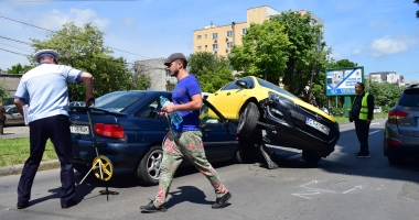 Galerie foto. GRAV ACCIDENT RUTIER PE BULEVARDUL MAMAIA. TREI MAȘINI, FĂCUTE PRAF! - 14
