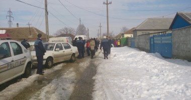 GALERIE FOTO - CRIMĂ CU SÂNGE RECE în județul Constanța! SOȚ și SOȚIE: ea STRANGULATĂ, el SPÂNZURAT! - UPDATE - 4